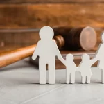 Todo sobre el acta de adopción: requisitos, costos y proceso legal